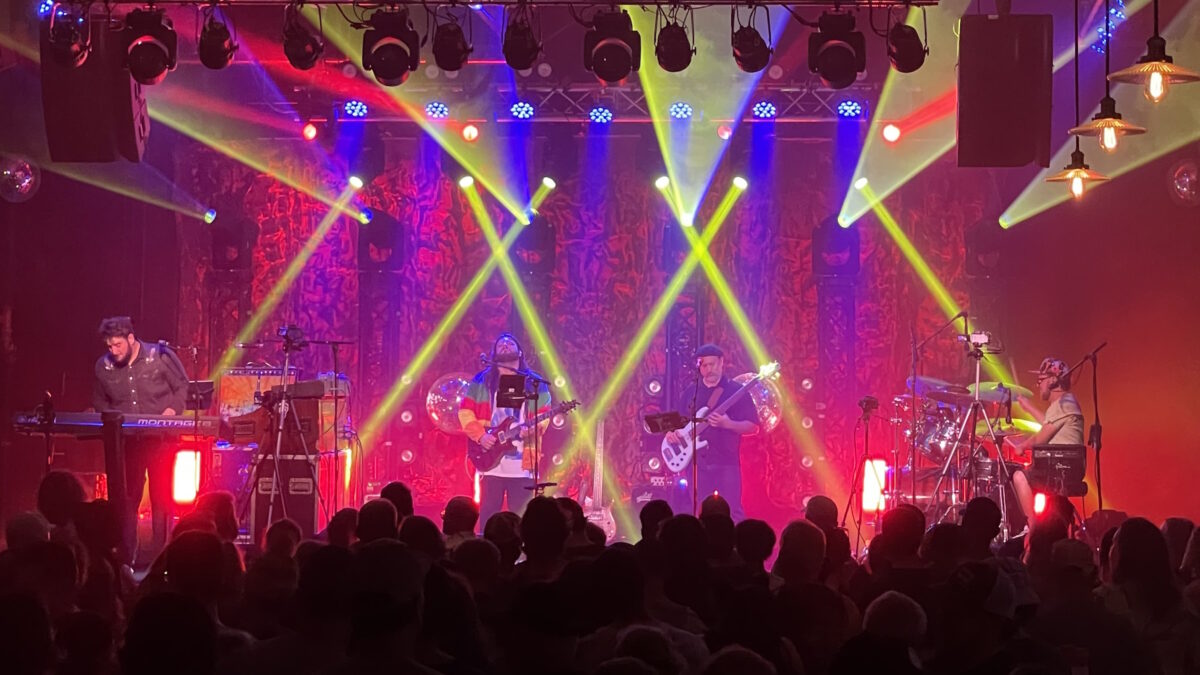 Watch Pink Talking Fish Blend Taylor Swift Hit Into ‘Tweezer’ At Soundcheck Studios