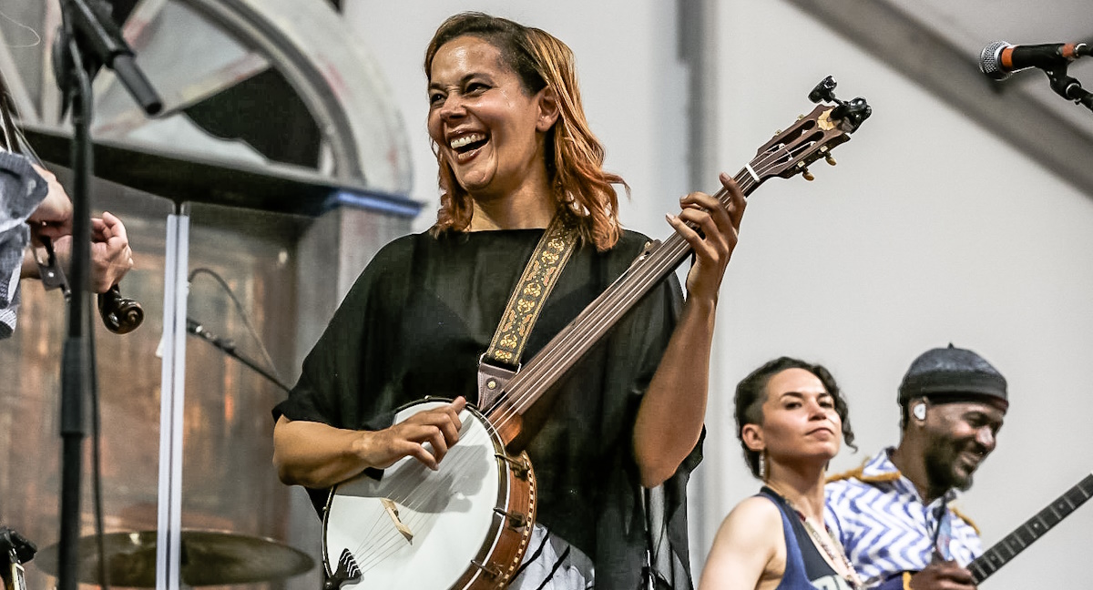 Buy Rhiannon Giddens Tickets