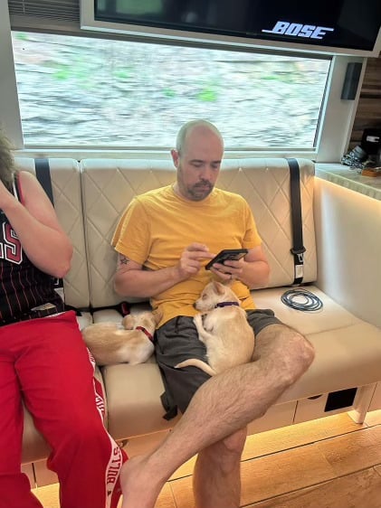 Tyler Childers road puppies