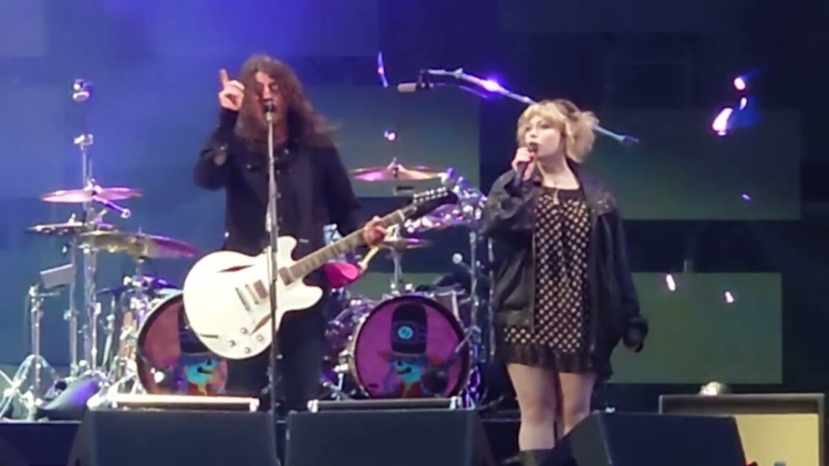 Foo Fighters Where are you know? Dave's Daughter Violet Grohl Duet Hampden Glasgow 17th June 2024