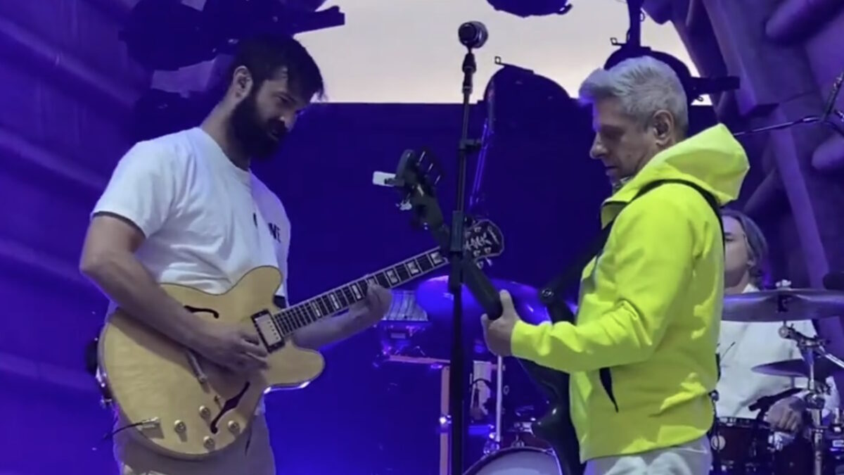 Vampire Weekend Drummer Chris Tomson Hops On Guitar While Mike Gordon Joins Band In Bend