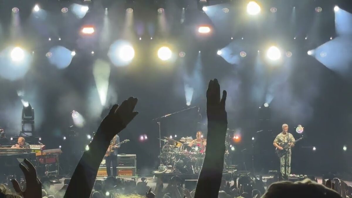 20240719 PHISH - 09 - Suzy Greenberg - 10 - Run Like an Antelope - MANSFIELD