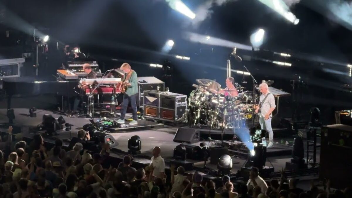 20240720 PHISH - 17 - David Bowie - MANSFIELD