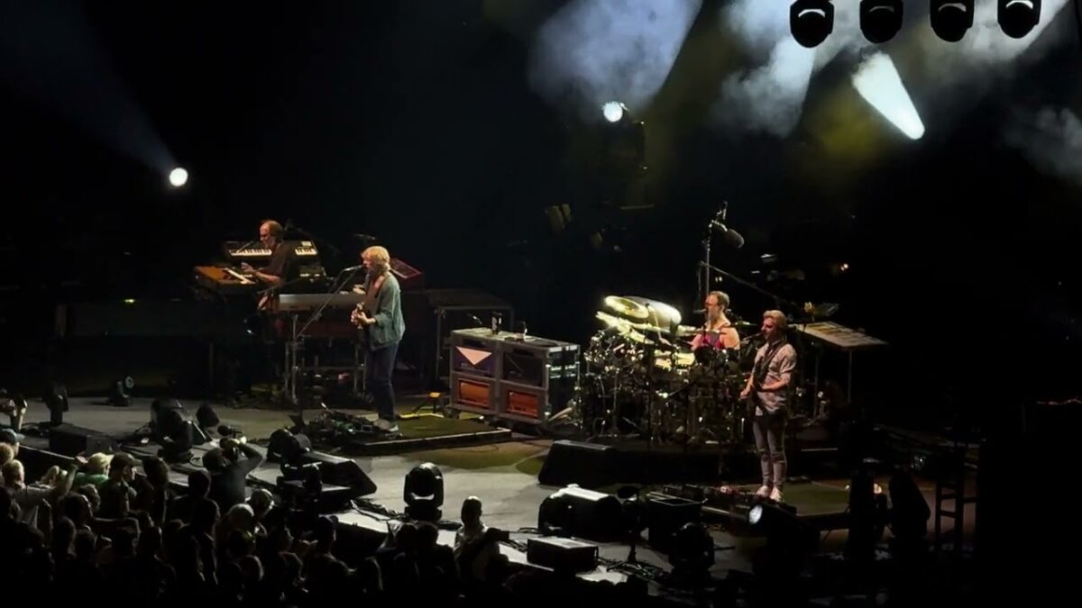 20240720 PHISH - 18 - Say It to Me S.A.N.T.O.S. - MANSFIELD