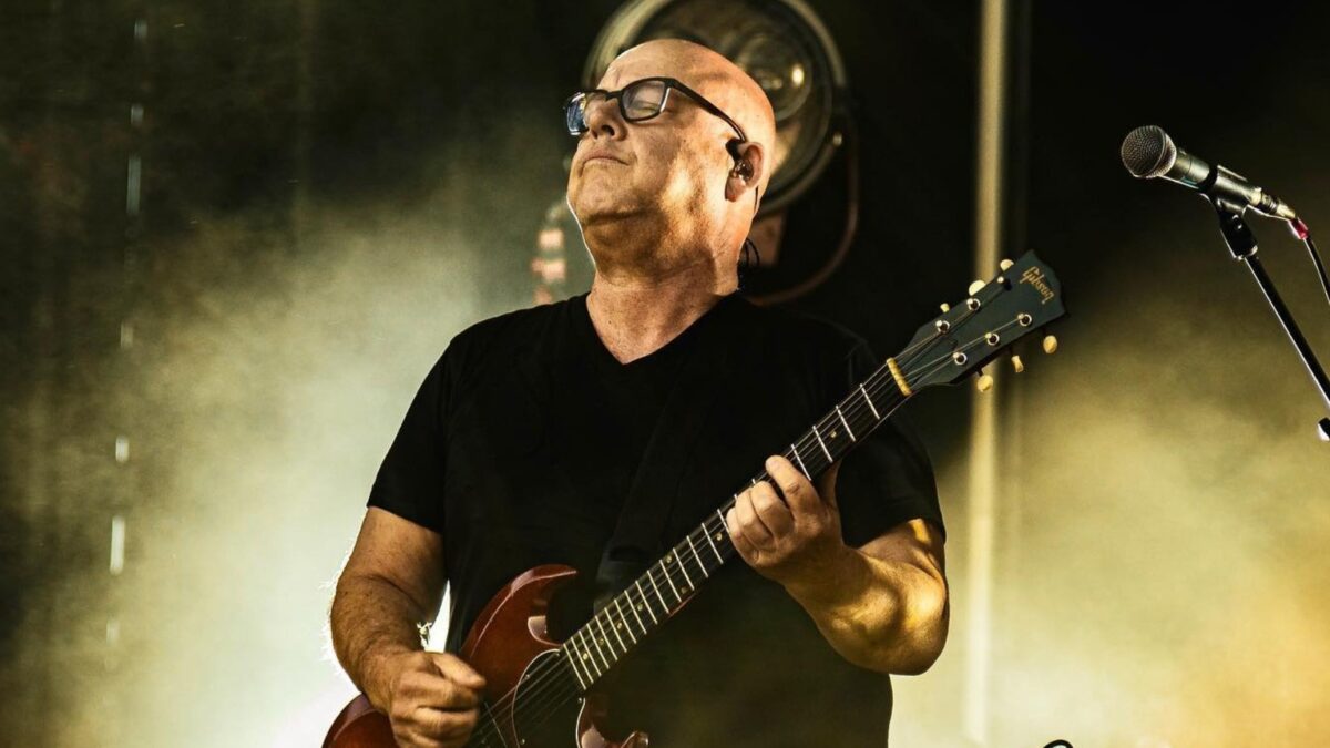 Frank Black Outlines ‘Teenager Of The Year’ Tour 2025