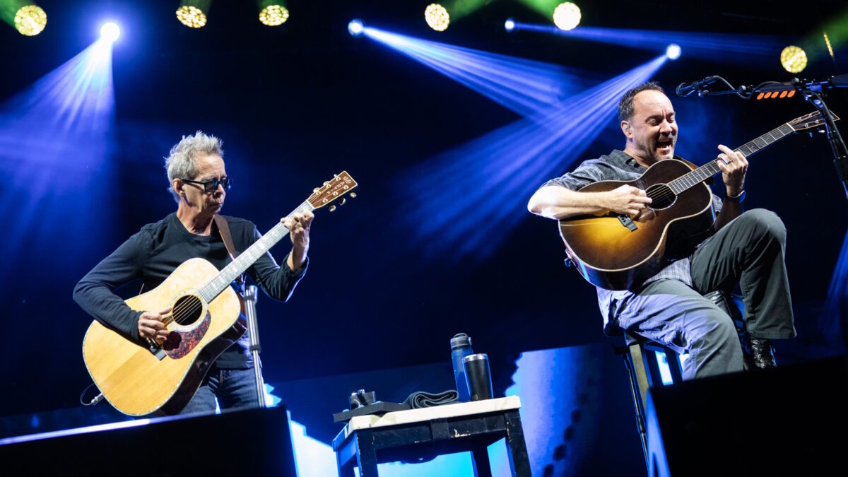Dave Matthews & Tim Reynolds Recruit Sierra Hull, Karina Rykman & More For Riviera Maya 2025 Festival