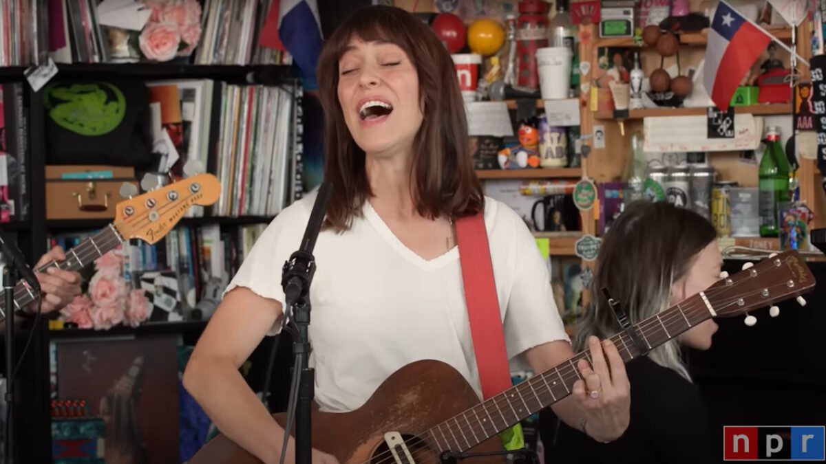 Watch Feist Make NPR ‘Tiny Desk Concert’ Debut