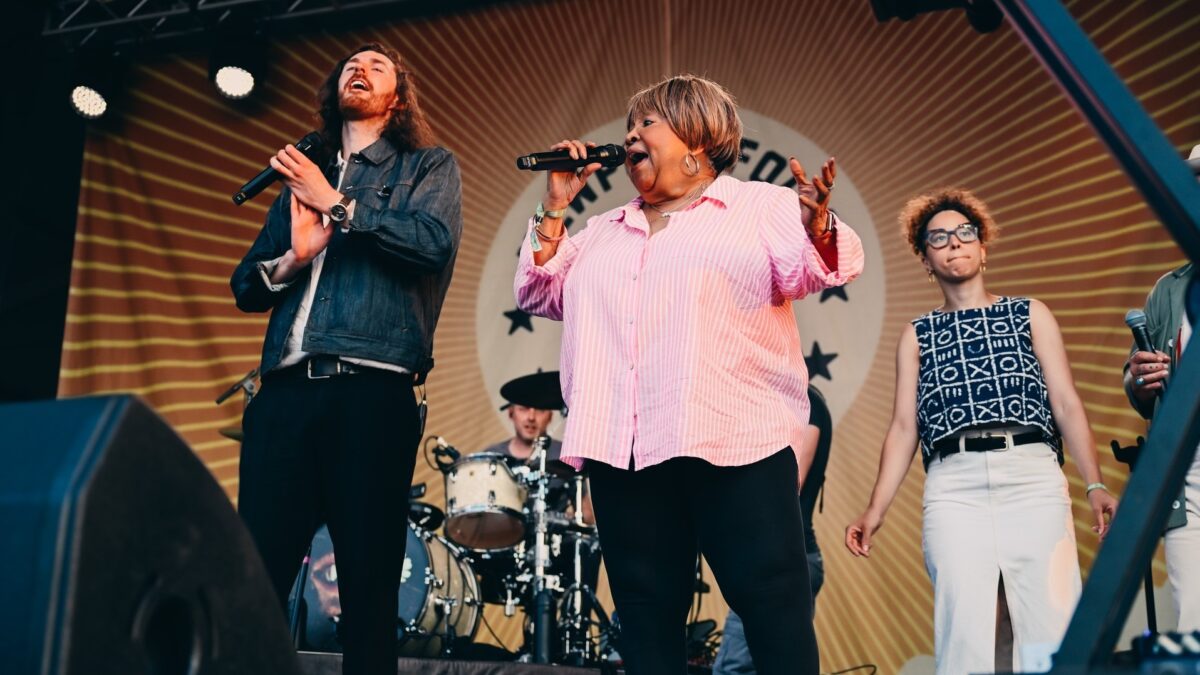 Watch Hozier Load Stage With Joan Baez, Mavis Staples & More On ‘The Weight’ At Newport Folk