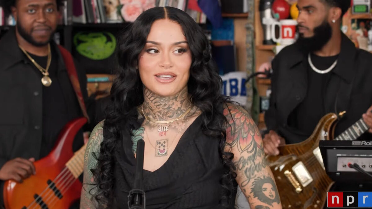 Kehlani Makes 'Tiny Desk Concert' Debut With Sultry Career-Spanning Set