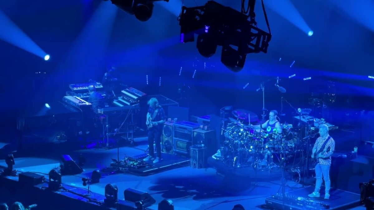 Phish - Blaze On - 7/24/24 - Mohegan Sun Arena, Uncasville, CT - 4K N2