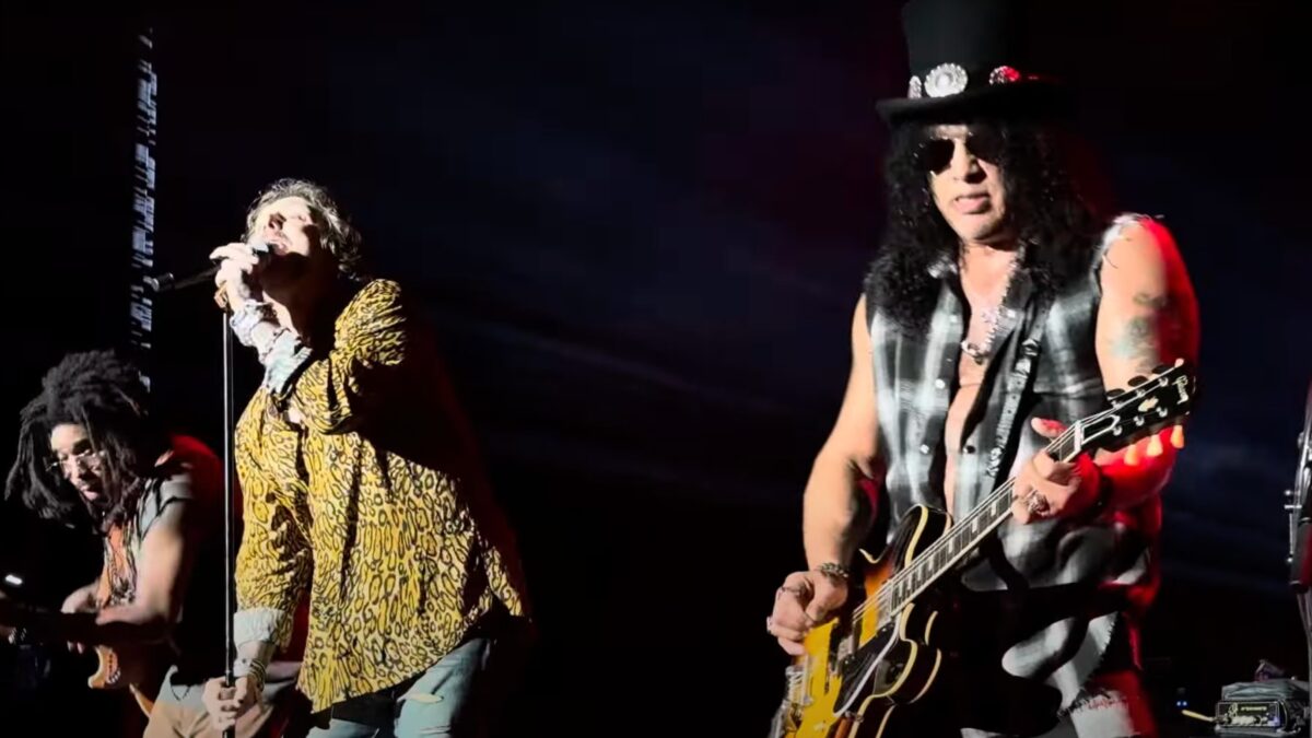 Guns N’ Crowses: Slash Brings Out Chris Robinson At Los Angeles S.E.R.P.E.N.T. Festival