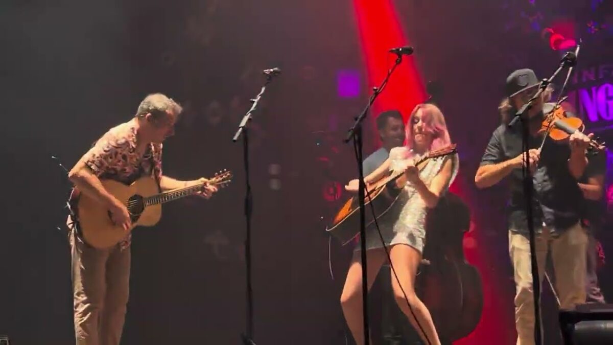 “Fork In The Road” - Infamous Stringdusters with Molly Tuttle - 8/2/2024 - Seattle, WA