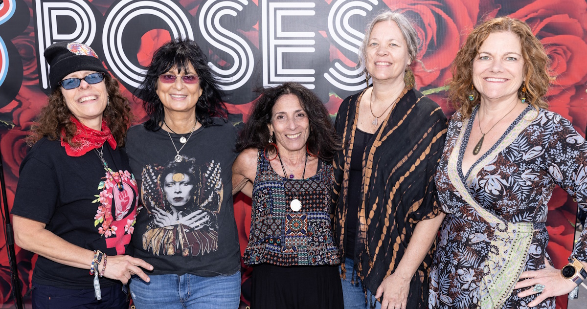 Brown Eyed Women Soja