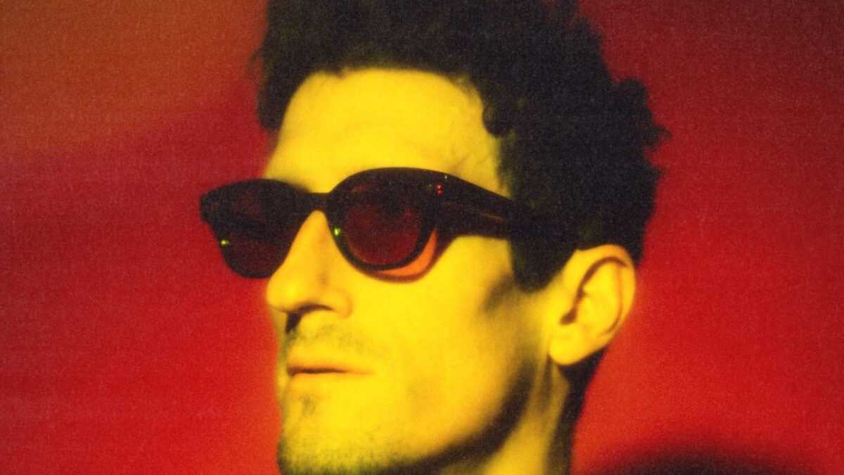 The Revivalists’ David Shaw Unveils 2024 Solo Fall Tour & Reflective ‘Take A Look Inside’ Single