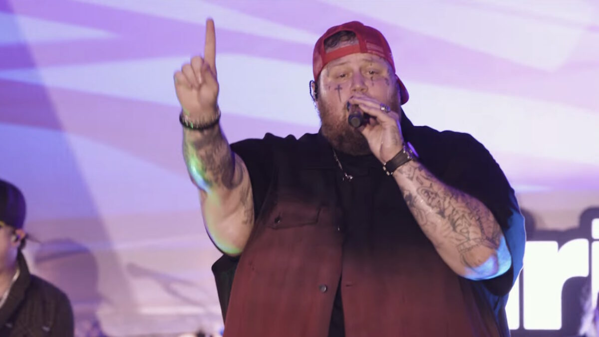 Watch Jelly Roll Deliver Classic Hip-Hop Medley In The Hamptons