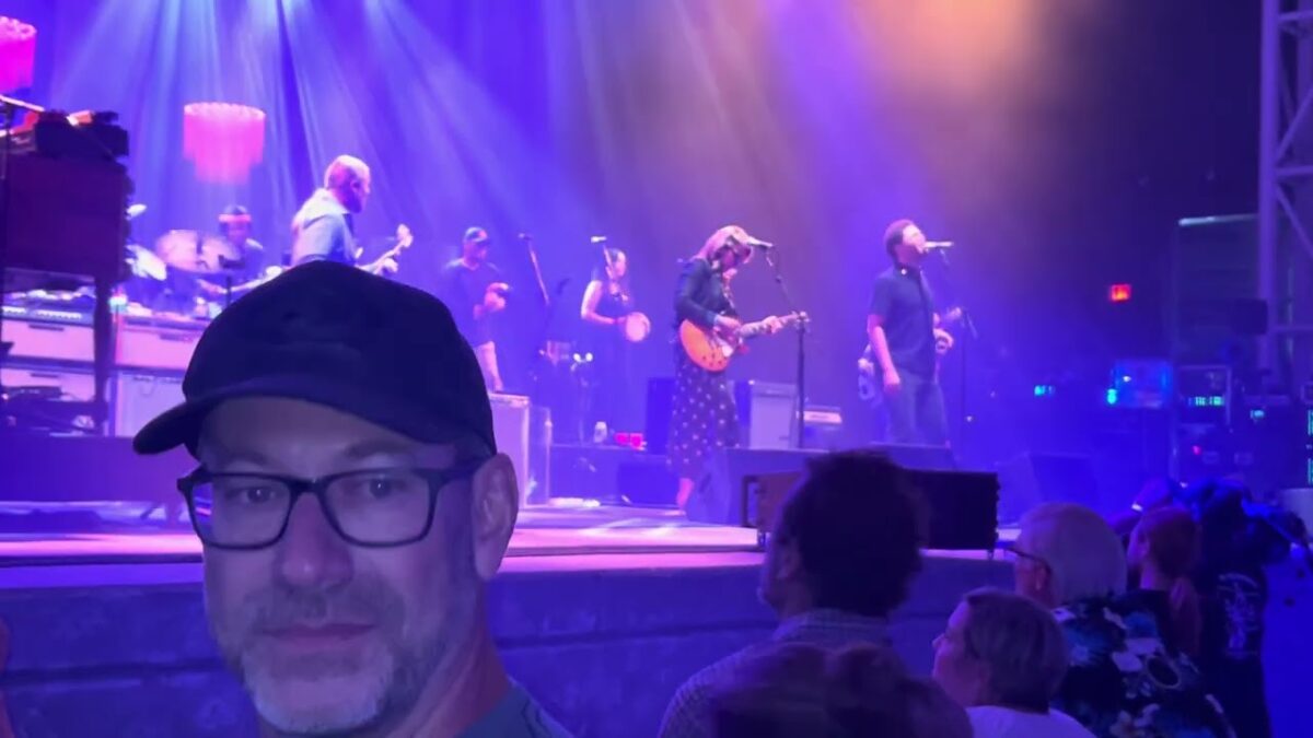 Tedeschi-trucks band/guilded splinters/hartford healthcare amphitheater/bridgeport Connecticut