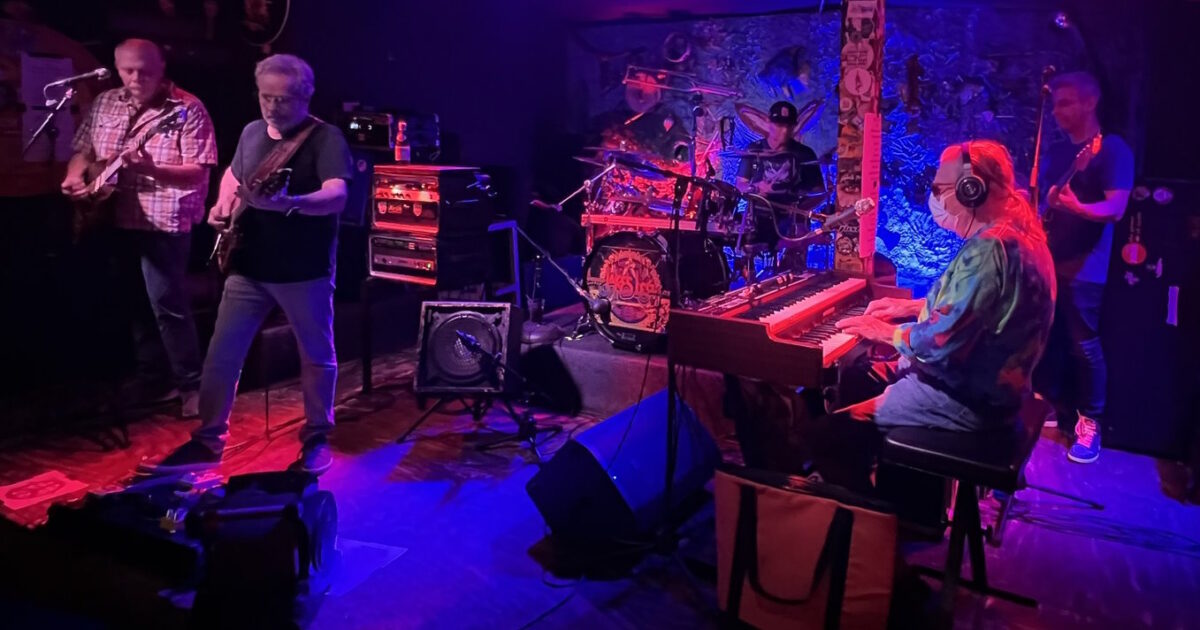 Mike Gordon Jakes Leg St Louis 2024