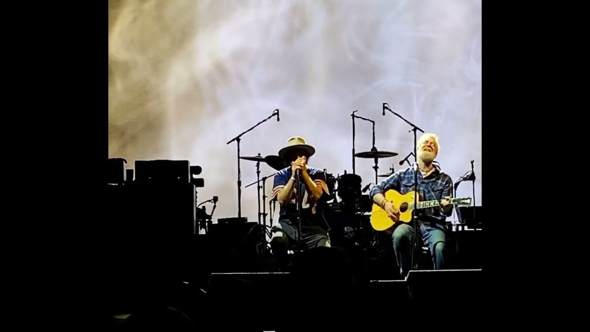 Pearl Jam (Eddie Vedder + Glen Hansard), Song of Good Hope (live debut)