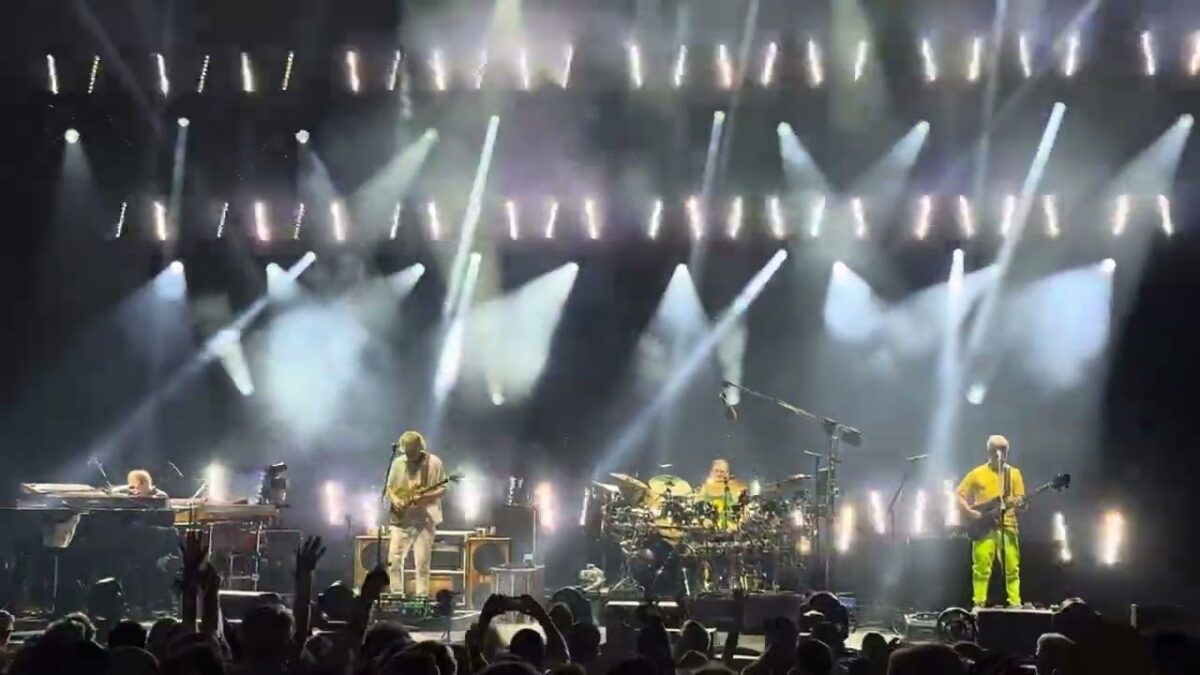 Phish 8/3/24 “Maze” at Deer Creek Music Center in Noblesville,IN