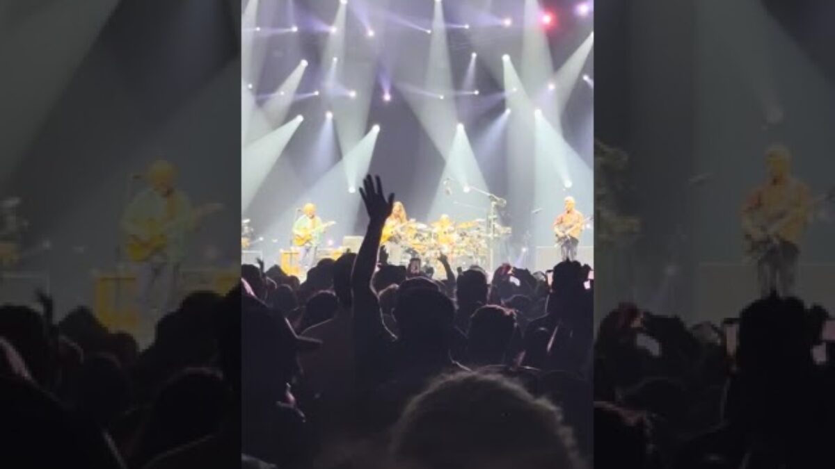 “Possum” (partial) - Phish with Billy Strings - 8/6/2024 - Van Andel Arena - Grand Rapids, MI