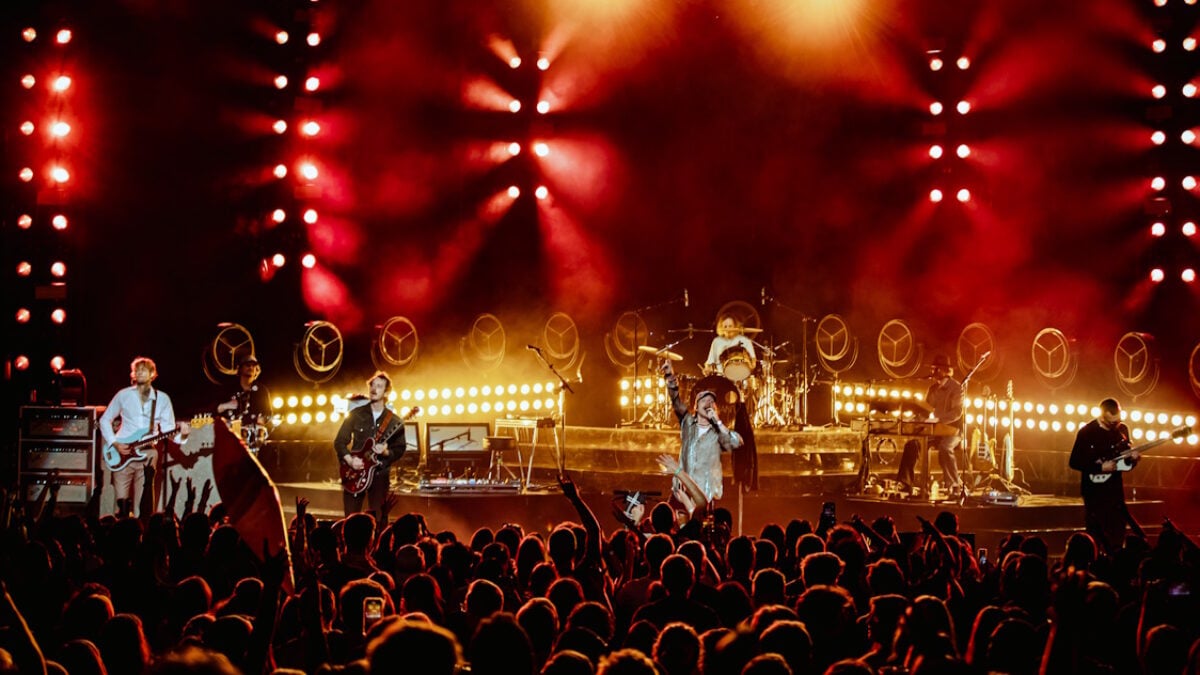 Music As Medicine: Cage The Elephant Bring Neon Pill Tour To Philadelphia's Mann Center