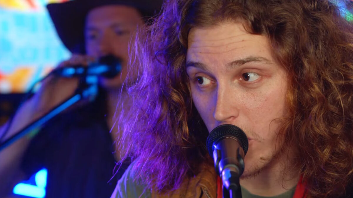 Daniel Donato's 'Reflector' Blazes Bright On 'Jam In The Van'