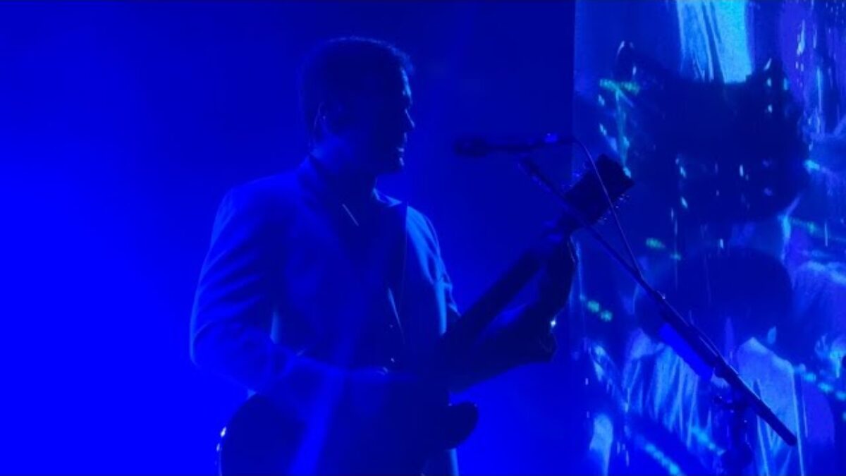 Kings Of Leon- Dancing On My Own (Robyn Cover)(Nashville2024) #SongForTheCity