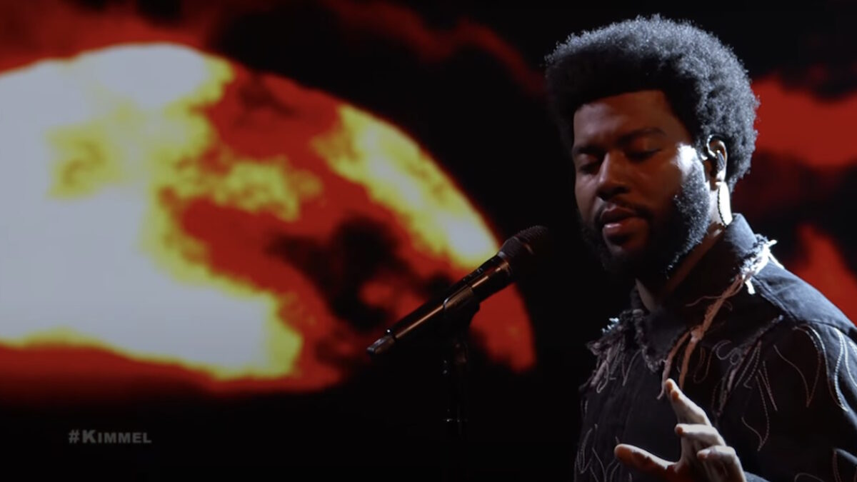 Watch Khalid’s Sizzling ‘Heatstroke’ Performance On ‘Kimmel’