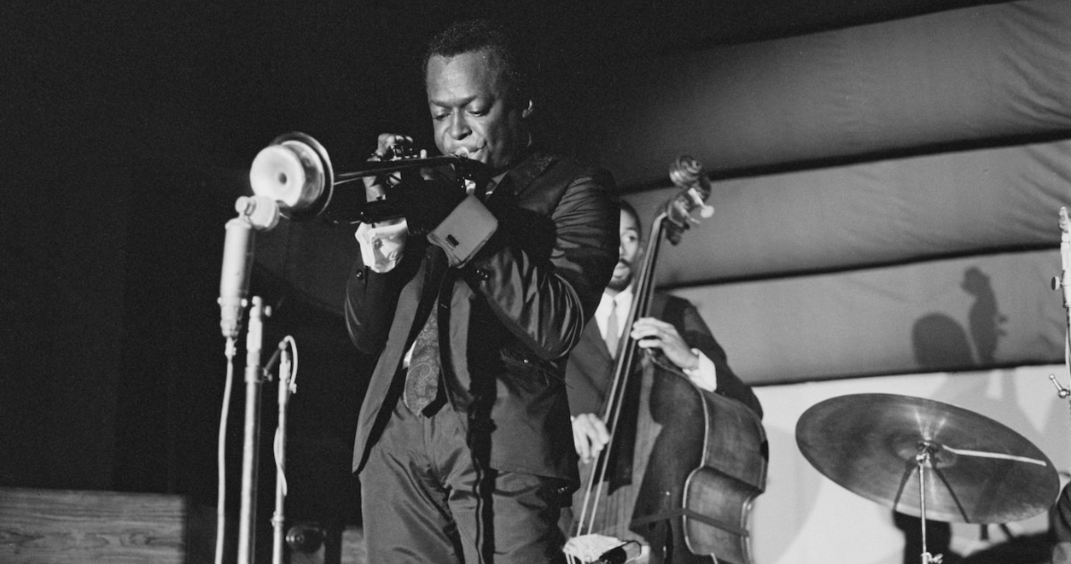 New Miles Davis Live Box Set Features Over 4 Hours Of Previously