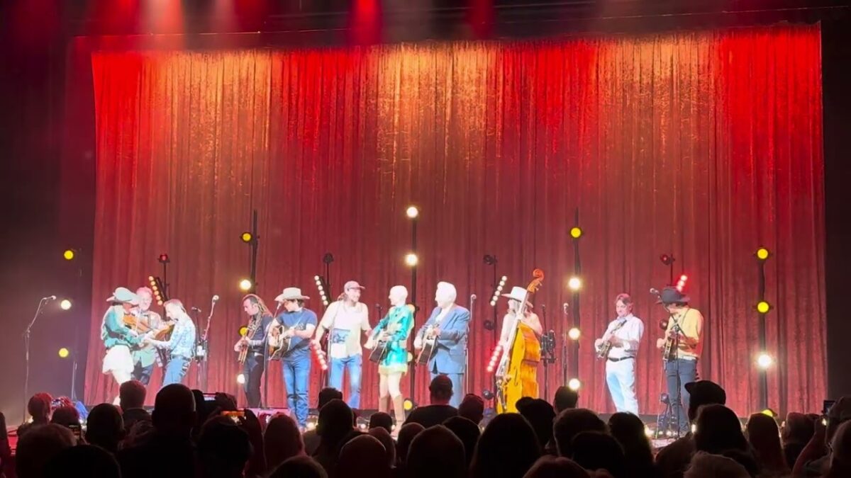 Molly Tuttle “Roll in My Sweet Baby’s Arms” Ryman Auditorium Sept 13, 2024