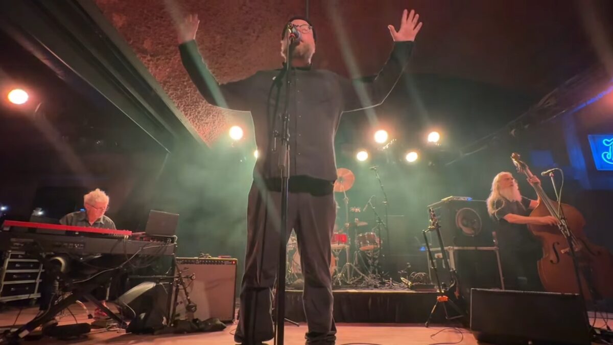 Soul Coughing Kicks Off 1st Tour In 25 Years With Career-Spanning Set Near San Diego