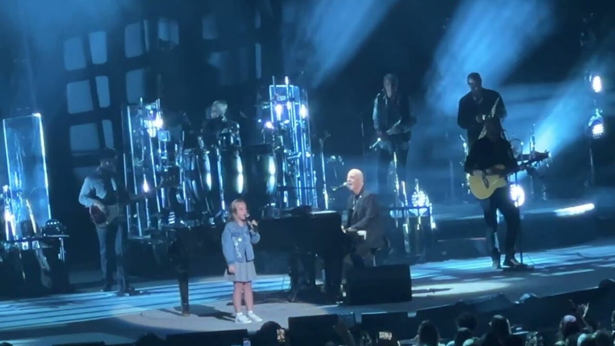Billy Joel and daughter Della Rose [live] - My Life -  October 12, 2024
