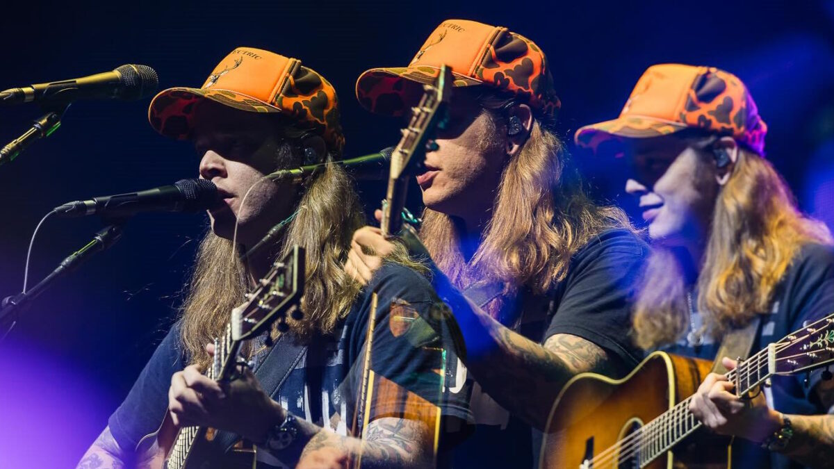 Billy Strings Debuts More ‘Highway Prayers’ Songs Live In Indianapolis