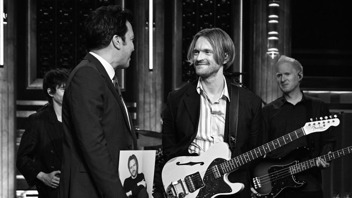 FINNEAS Performs Contemplative 'Lotus Eater' On 'Fallon'
