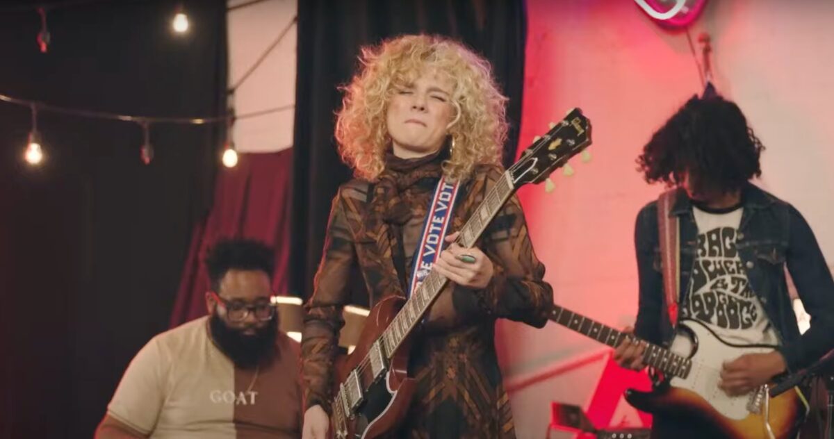 Grace Bowers Kelly Clarkson