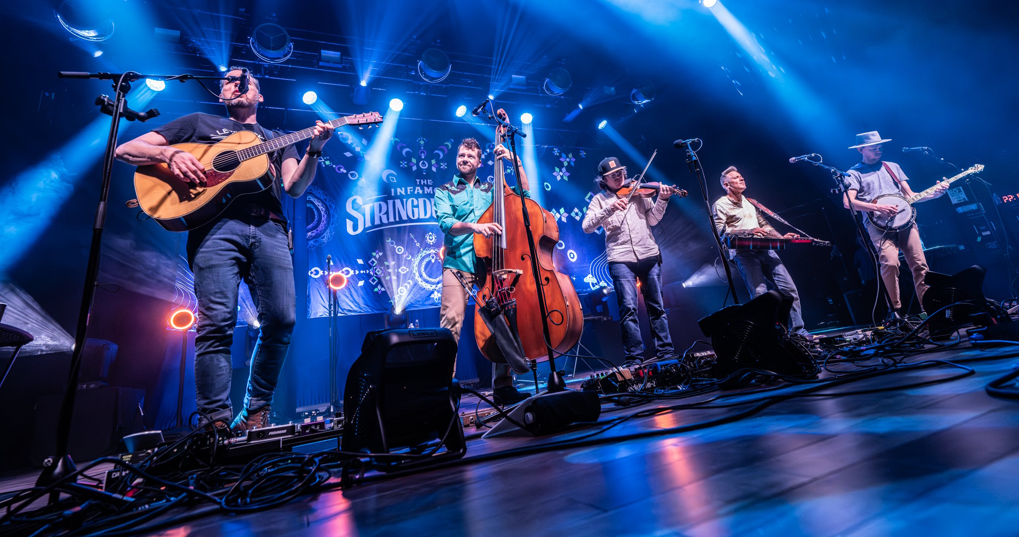 Buy The Infamous Stringdusters Tickets