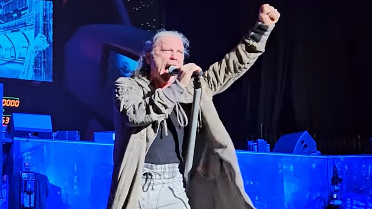 Iron Maiden Honors Former Lead Singer Paul Di'Anno In St. Paul