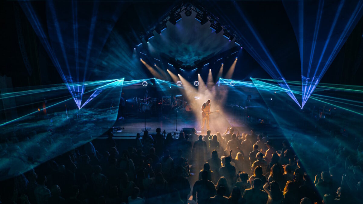 Jason Isbell & The 400 Unit Finish Ryman Residency With More R.E.M. Covers