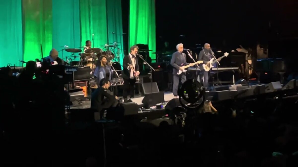 Eric Clapton (Robbie Robertson Tribute) FORBIDDEN FRUIT - Live @ The Forum, Inglewood CA