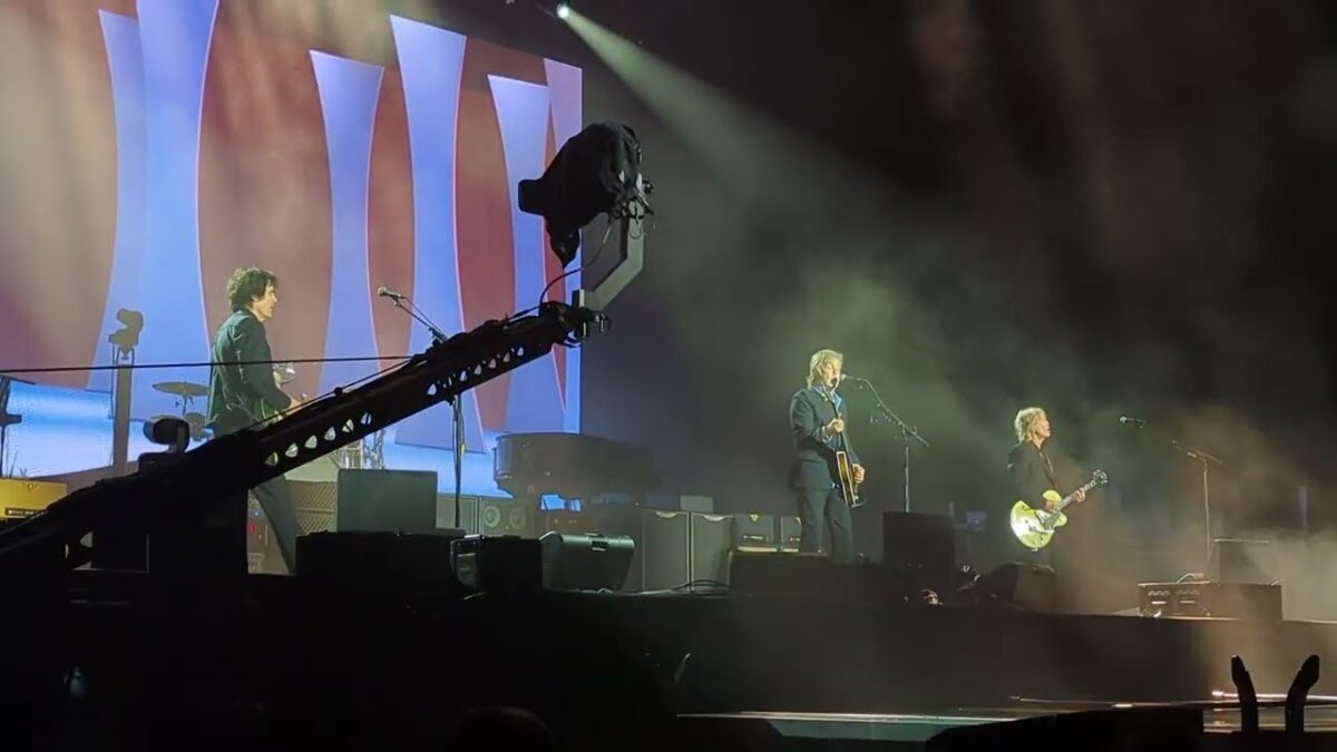 Paul McCartney Shes a Woman Live Montevideo 2024