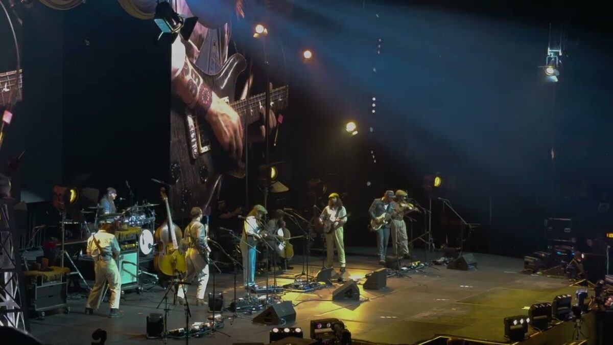 Runnin’ Down a Dream - Billy Strings w/ Cris Jacobs - CFG Bank Arena - Baltimore, MD 11/1/24