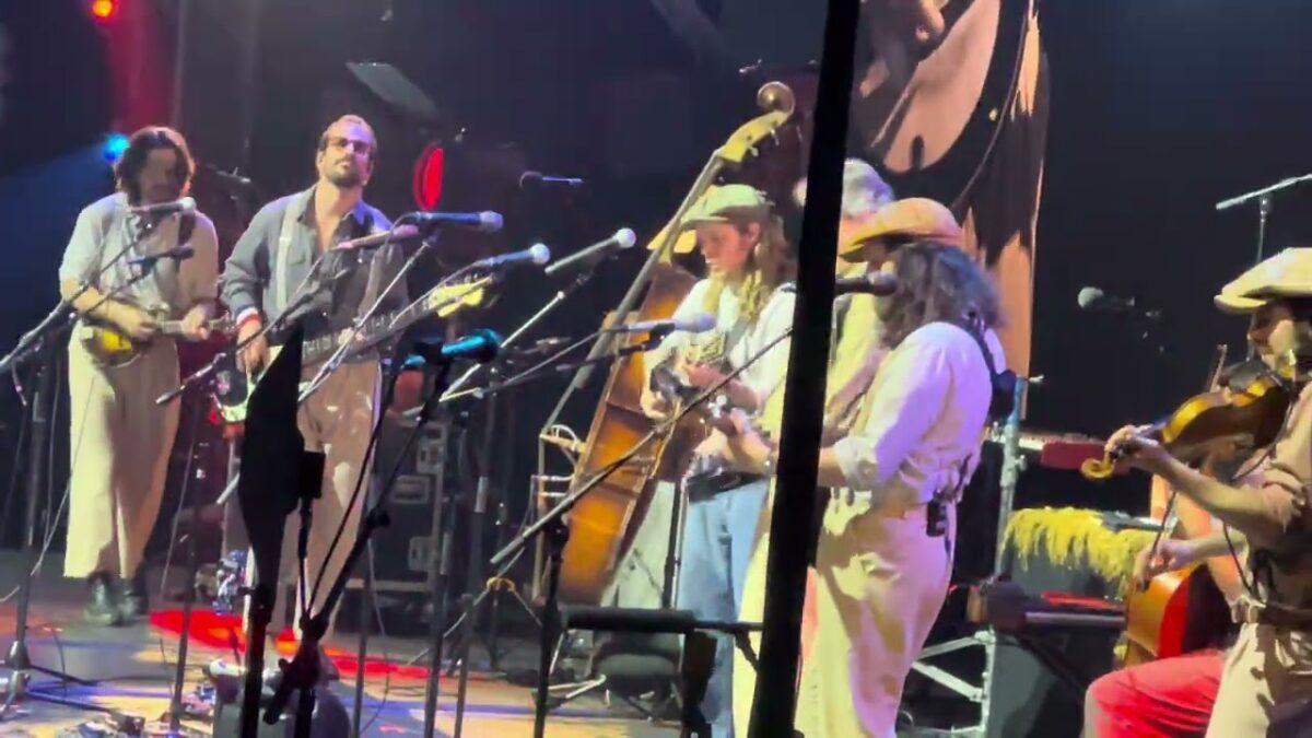 Billy Strings “Hey Joe” ft. Jerry Douglas, 11/1/24, Baltimore