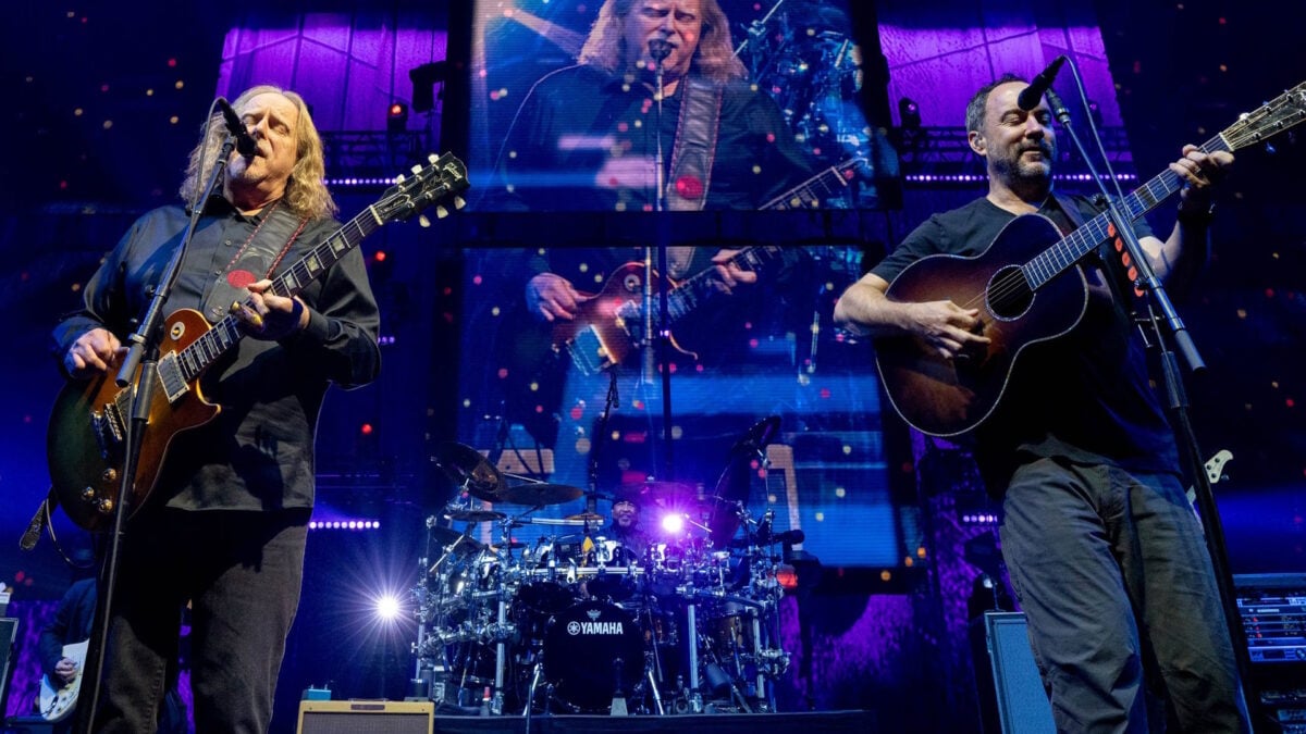 Dave Matthews Band Welcomes Warren Haynes & Béla Fleck At MSG