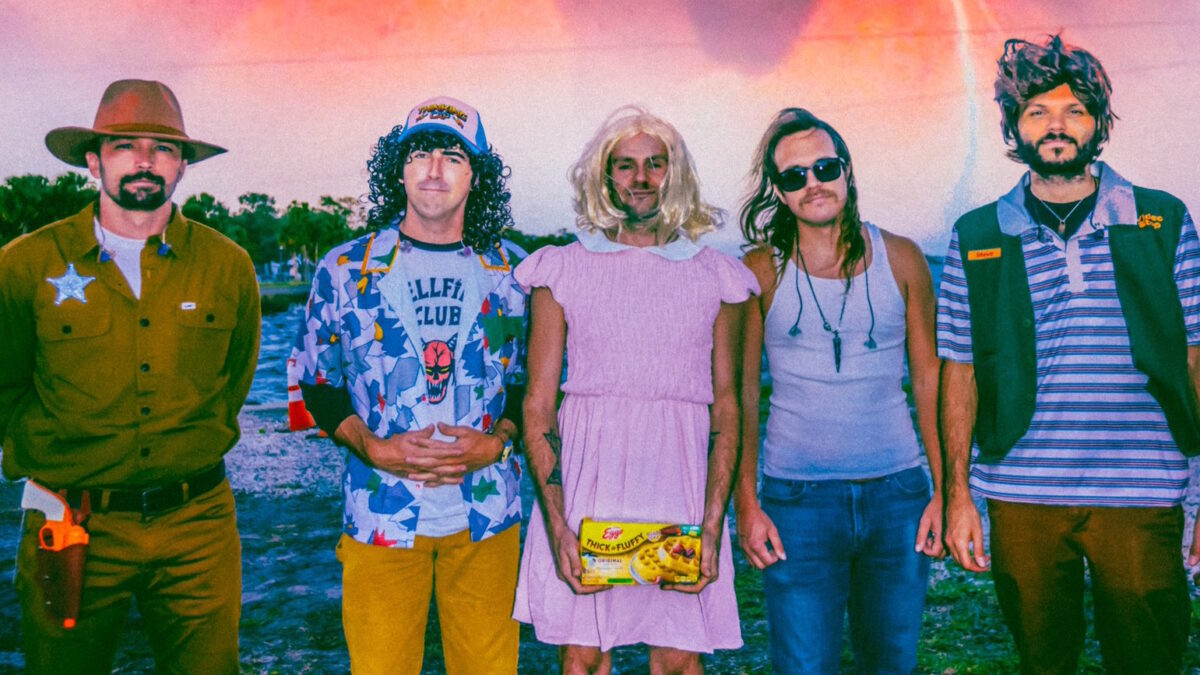 Goose Goes All In On 'Stranger Things' Halloween Theme In St. Petersburg