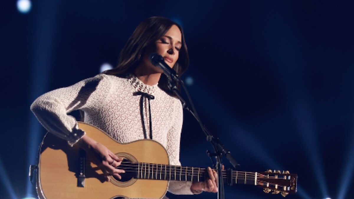 Kacey Musgraves Constructs Compelling ‘The Architect' Performance At CMAs
