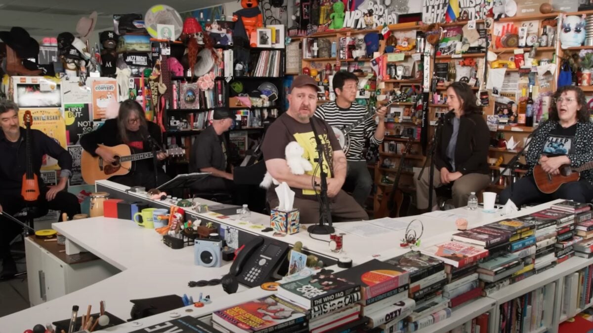 The Magnetic Fields Bring '69 Love Songs' 25th Anniversary Tour To 'Tiny Desk Concert'