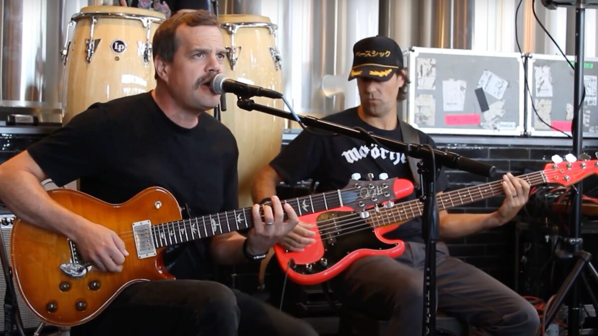 Watch Umphrey’s McGee Offer ‘Sound Opinions’ In Chicago
