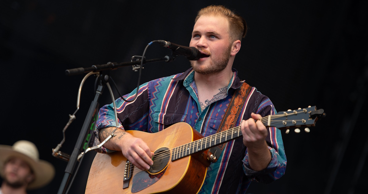 Buy Zach Bryan Tickets