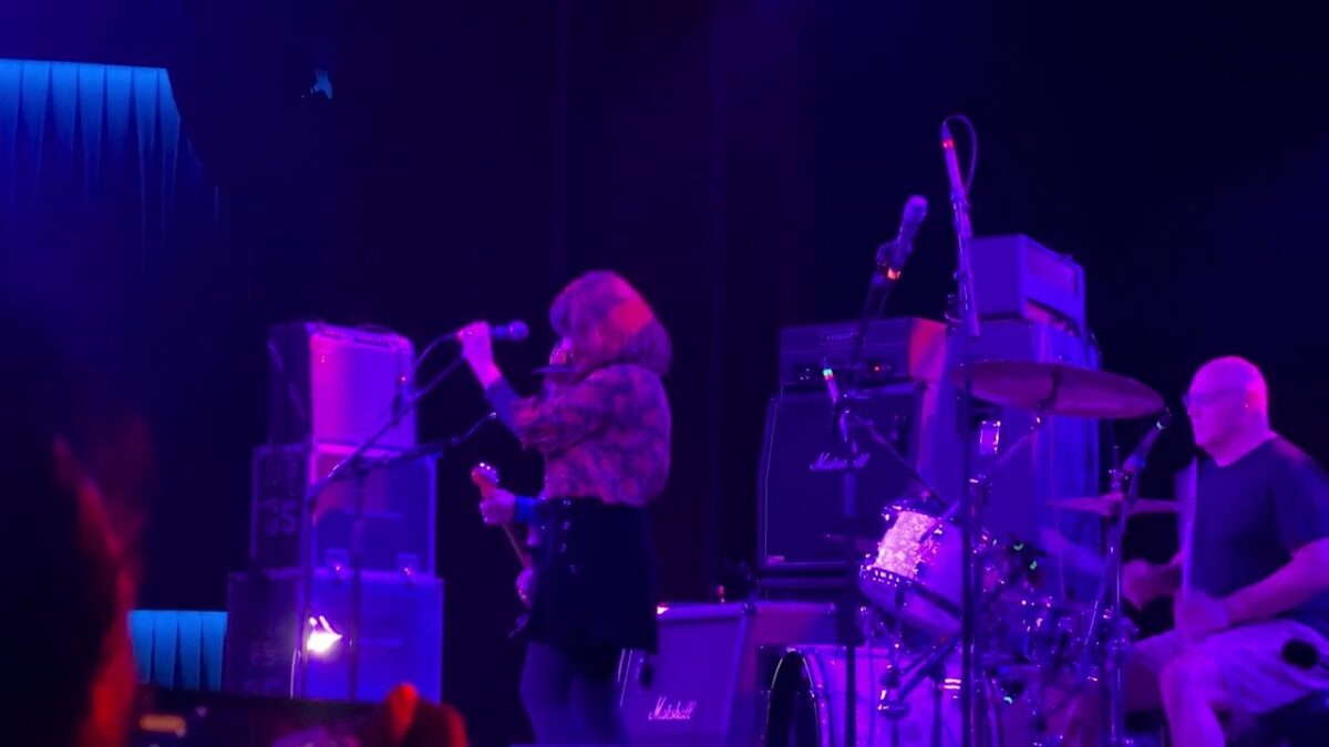 Dinosaur Jr. ft Tiffany Anders - ( Get Me ) - The Bellwether - Los Angeles - CA 12/06/24