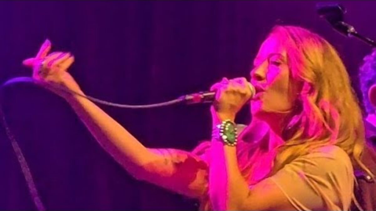 Margo Price w/Mickey Raphael, Bill Evans "Miss You" Brooklyn Bowl Nashville TN 12/3/2024 #margoprice